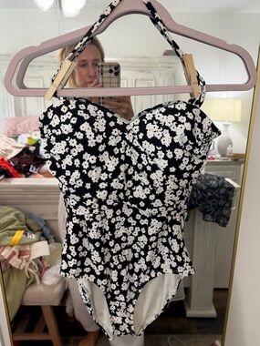 Anne Cole Black & White Floral One-Piece Swimsuit